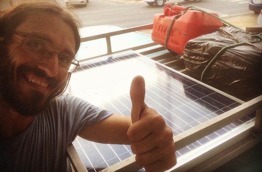 Paneles solares en Furgoneta Camper. Guía para elegir la adecuada y como  instalarla